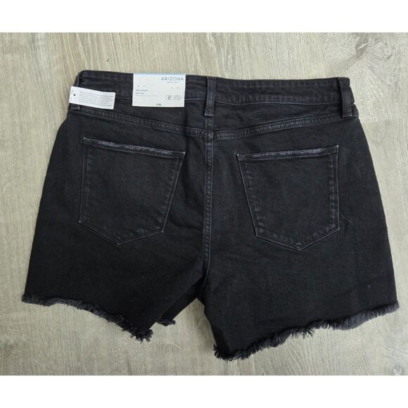 Arizona jean co midi short mid rise black record. Size 13 - Picture 2 of 8
